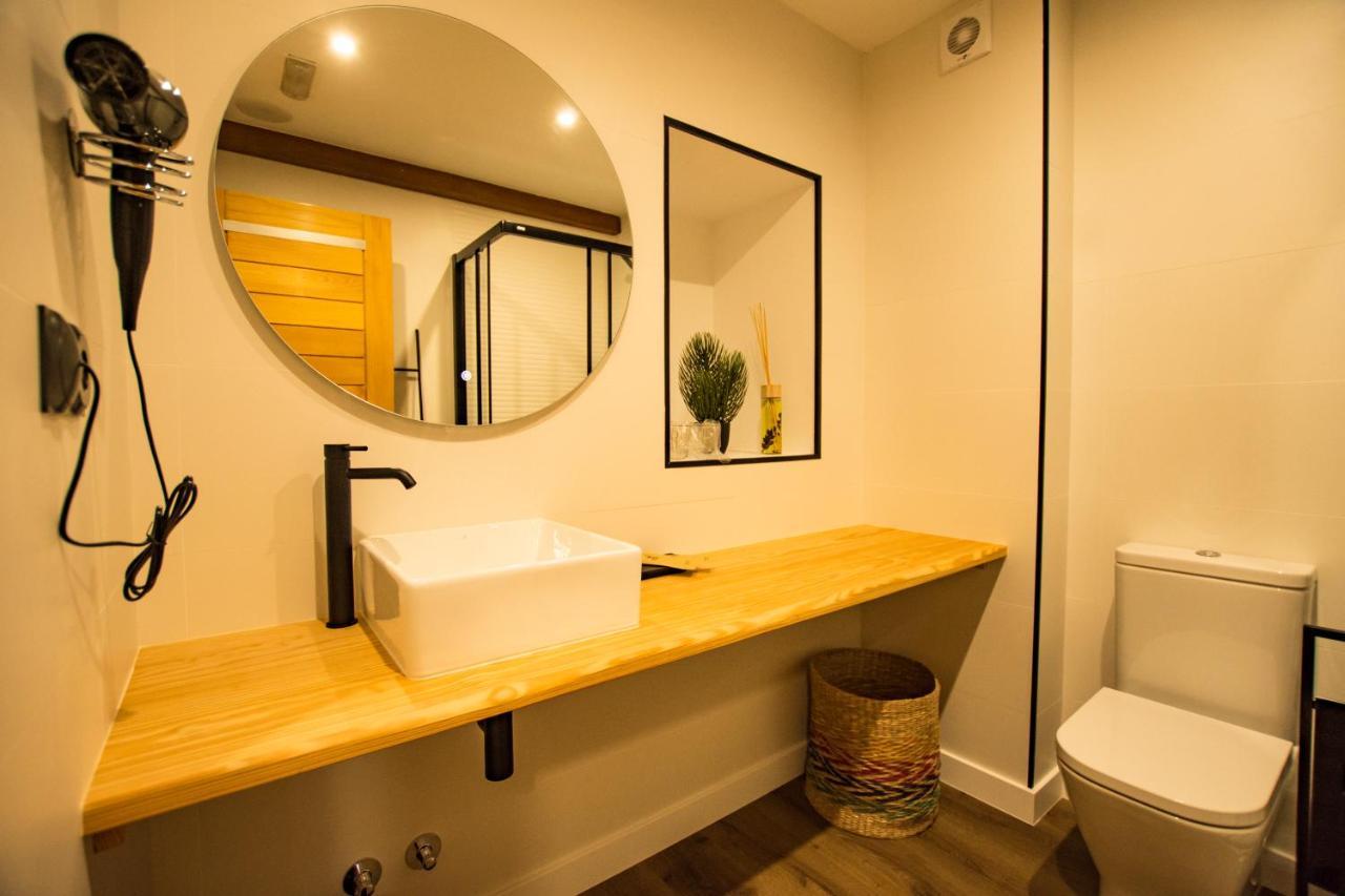 סנטיאגו דה קומפוסטלה Hostal Nomade Santiago מראה חיצוני תמונה