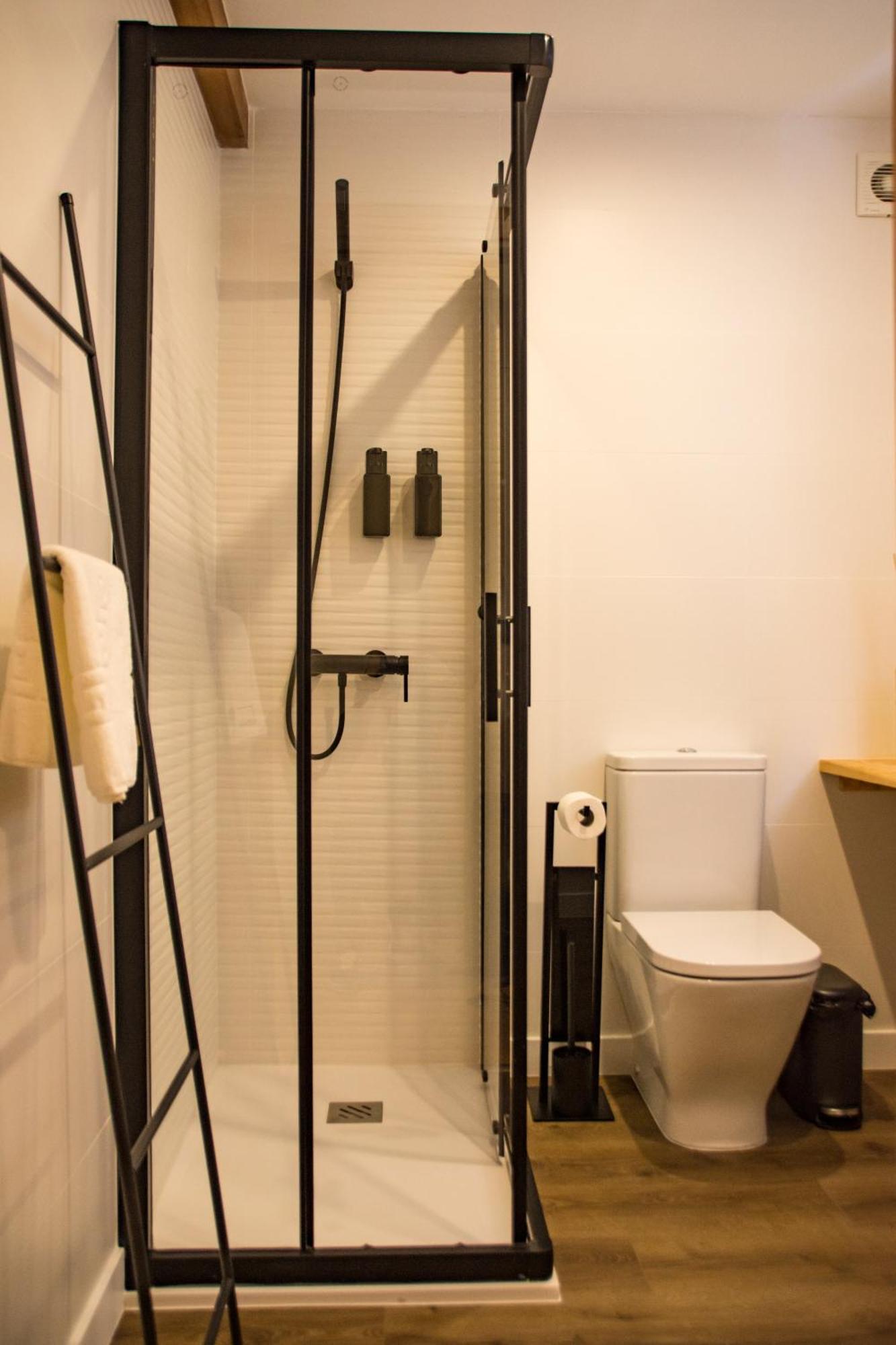 סנטיאגו דה קומפוסטלה Hostal Nomade Santiago מראה חיצוני תמונה