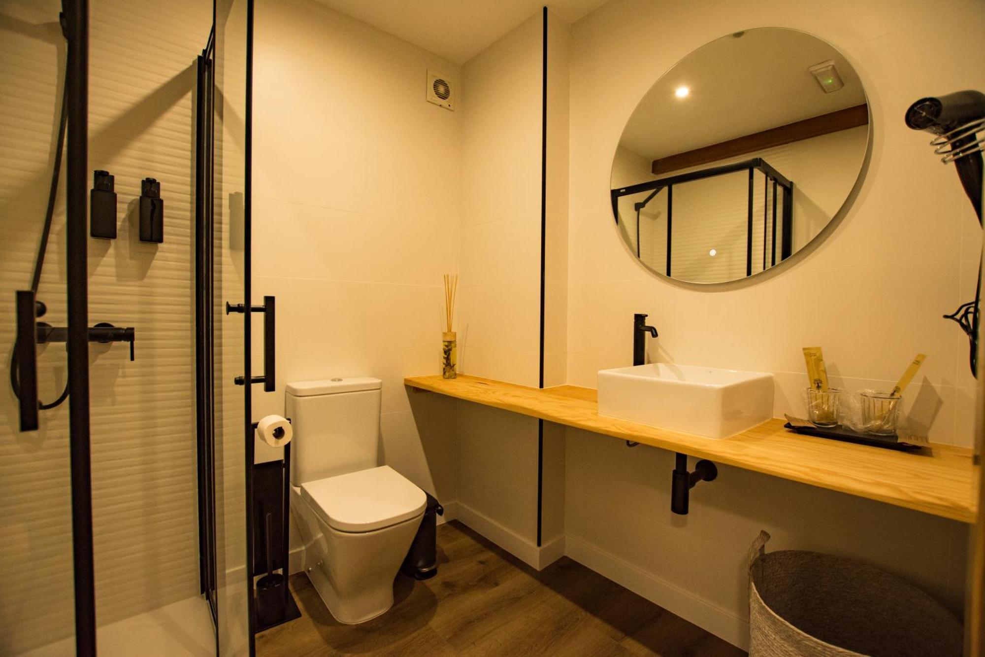 סנטיאגו דה קומפוסטלה Hostal Nomade Santiago מראה חיצוני תמונה